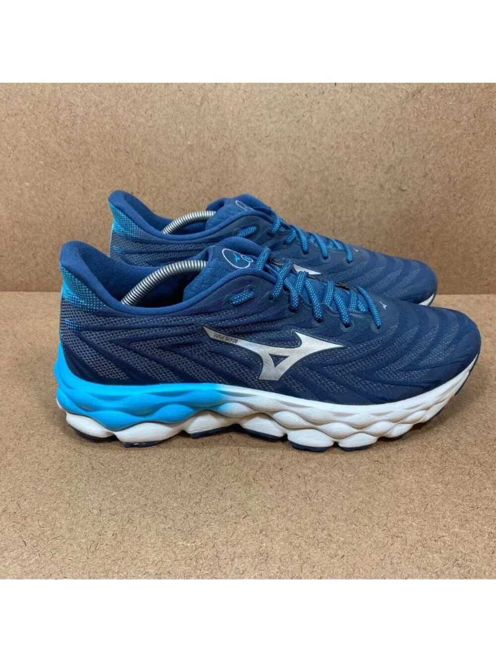 Mizuno Mens Wave Sky 8 Running Shoes Blue Wing Teal/Silver Sneakers Size 11